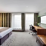 هوليداي إن سيتي سنتر 4* بريستول
