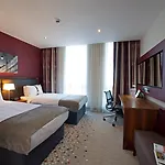 Centre By Ihg Hotel 4*