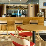 Centre By Ihg 4*