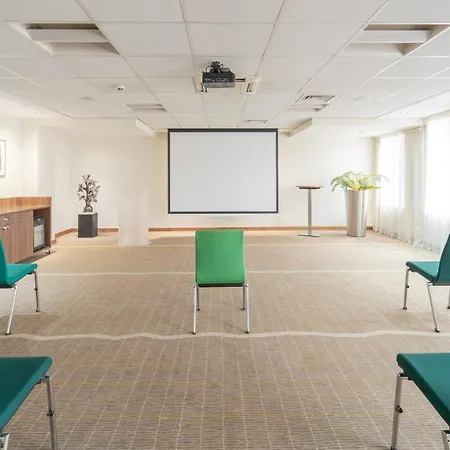 Centre By Ihg