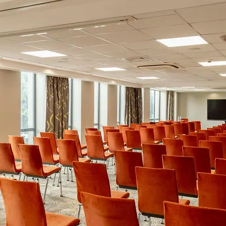 Centre By Ihg 4*