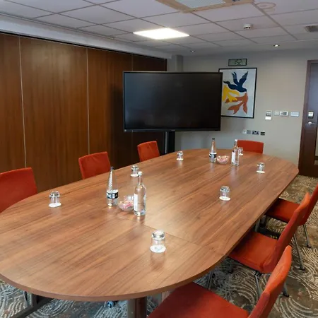 Centre By Ihg Hotel 4*