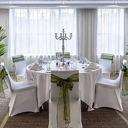 Centre By Ihg 4*