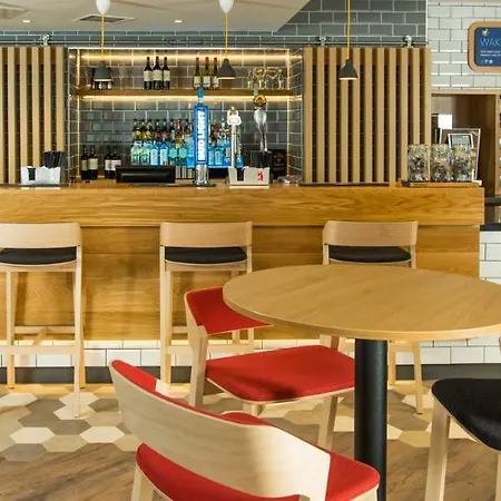 Centre By Ihg 4*