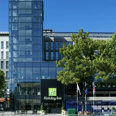 Centre By Ihg Hotel
