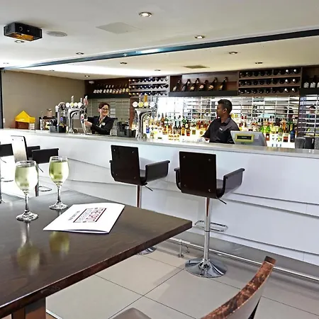 Centre By Ihg Hotel 4*