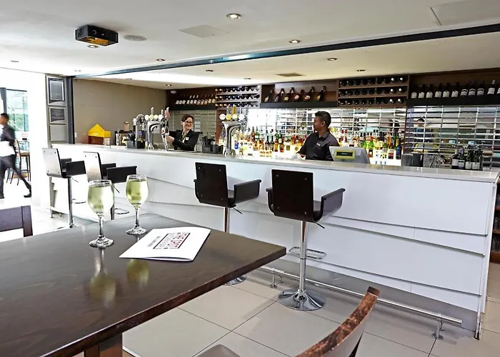 假日布里斯托尔市中心酒店 酒店 4*