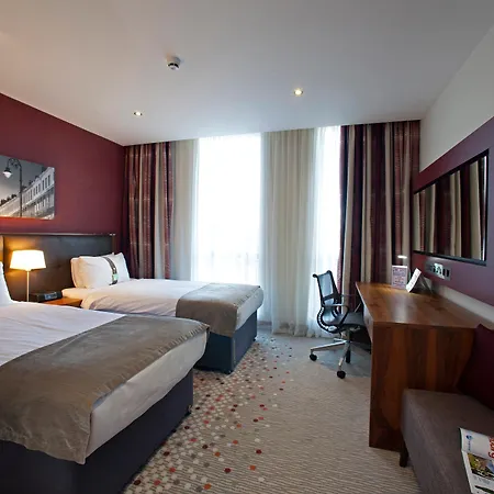 Centre By Ihg Hotel 4*