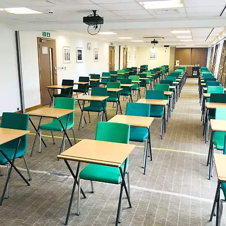 Hotel Centre By Ihg 4*